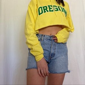 university of Oregon Ducks yellow sweatshirt